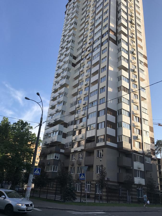 Святобор LUX Apartments Киев Екстериор снимка