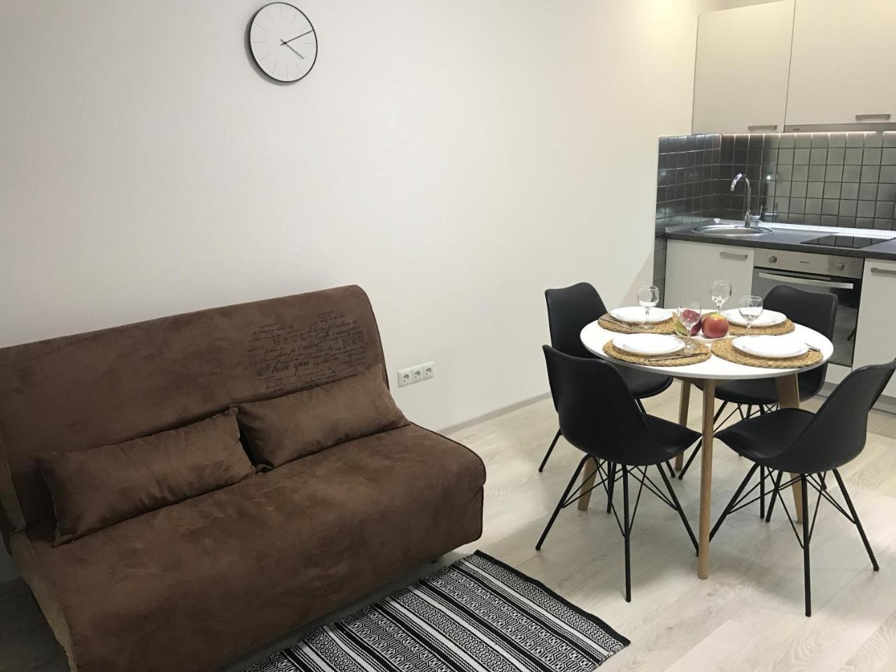 Святобор LUX Apartments Киев Екстериор снимка